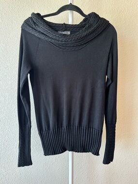 Buffalo David Bitten black off the shoulder knit cowl neck sweater size medium